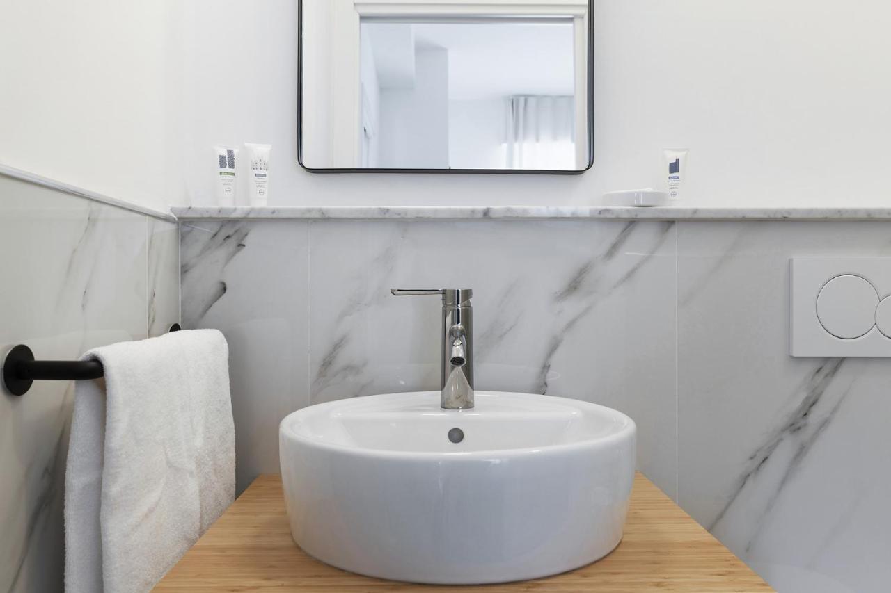Contempora - Casale 3 * Milano